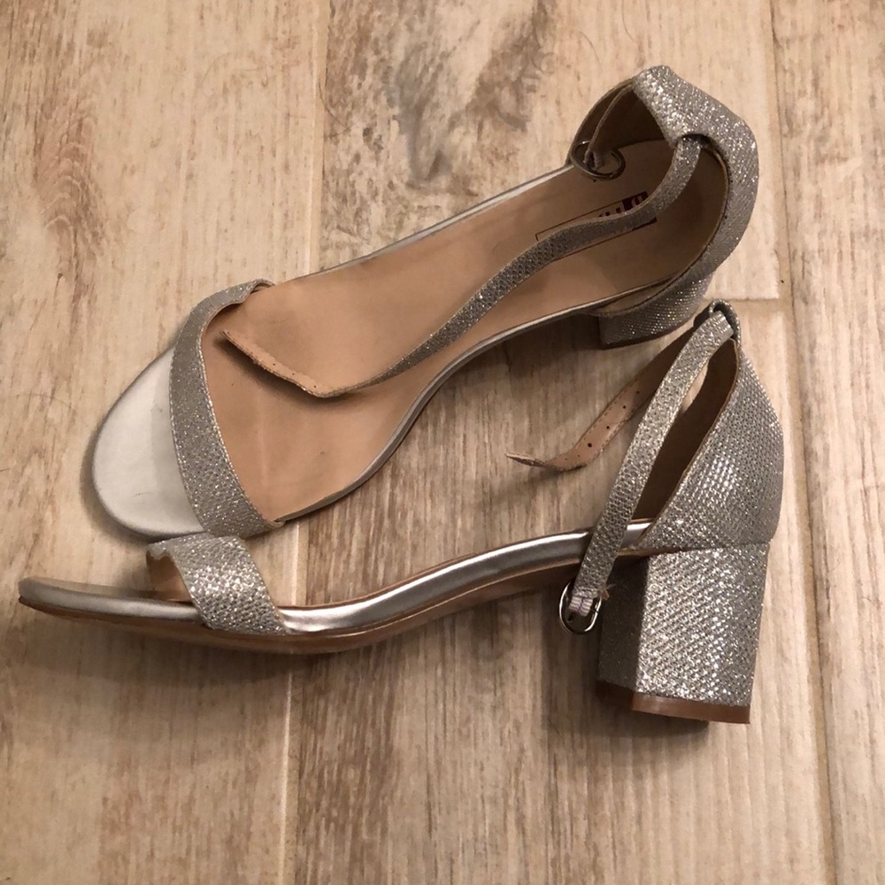 Silver sparkly 2” heels